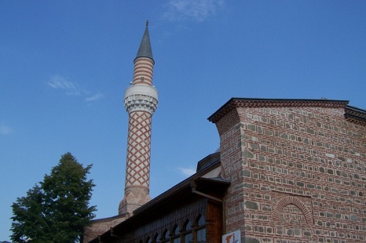 Германия следи 90 джамии, рискът от атентат е висок