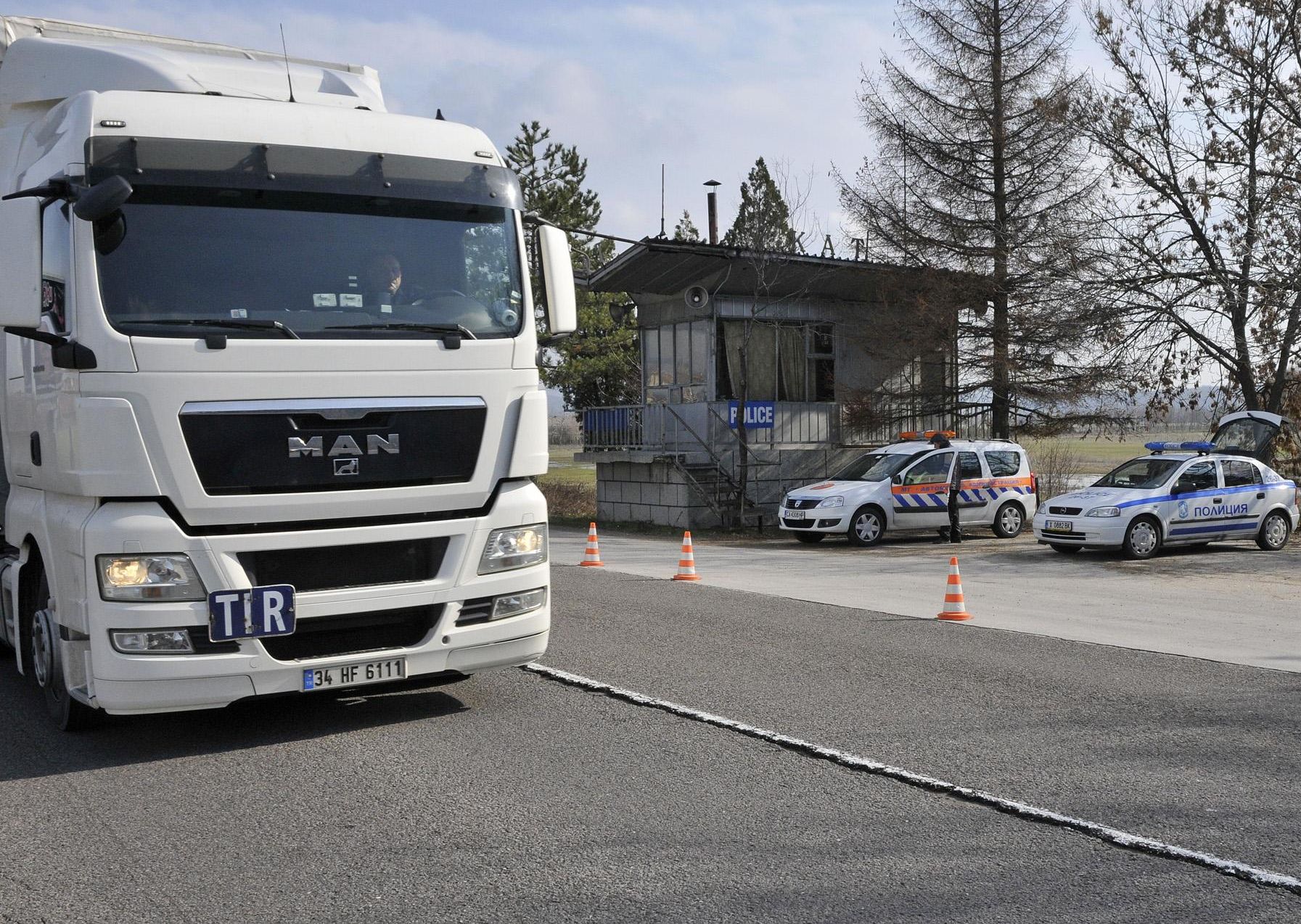 Спряха камионите по пътя Видин – Ботевград