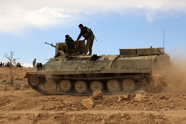 Във войната с „Ислямска държава“ на сирийския фронт настъпва поврат