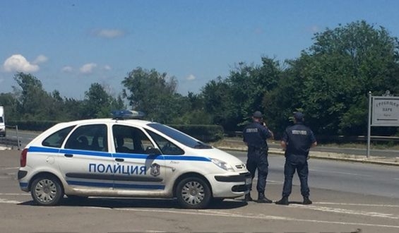 Отговорът на полицията след стрелбата! Масови проверки по цялото Черноморие