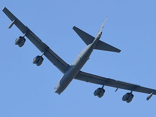 Военни самолети на САЩ се приближиха до руската граница (СНИМКИ)