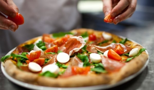 Става за 15 минути: Рецепта за вкусна пица