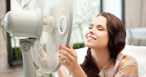 Превърнете обикновения вентилатор в мощен климатик, без да похарчите и стотинка!