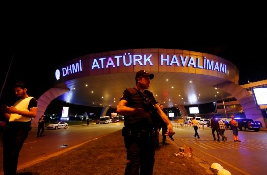 Ето как изглежда атентатът в Турция според руските медии