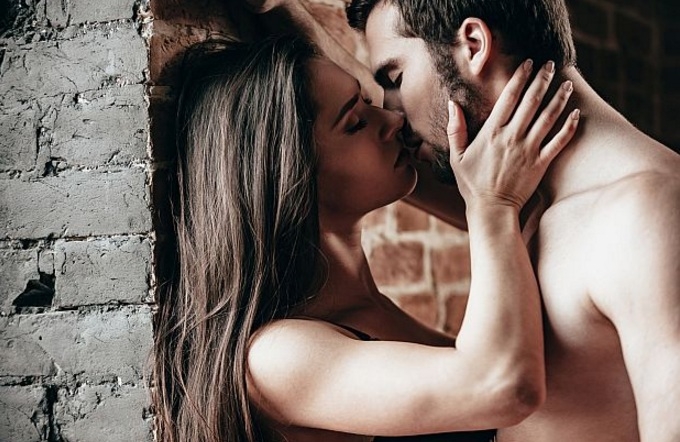 11 важни причини да се целуваме повече