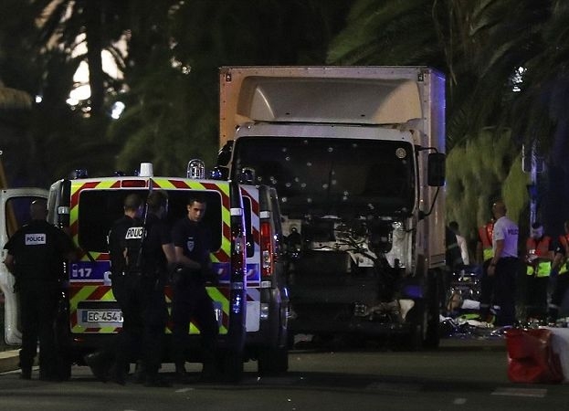 Още двама арестувани след атентата в Ница 