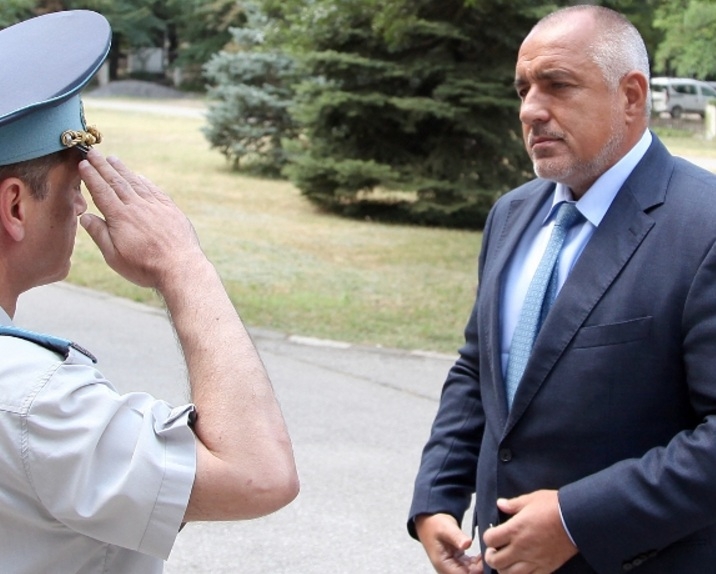 Борисов обсъди с висши военни гаранциите за сигурността на страната (СНИМКИ)
