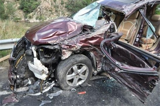 Жестока катастрофа на "Тракия", "БМВ" се заби в "Хонда" 
