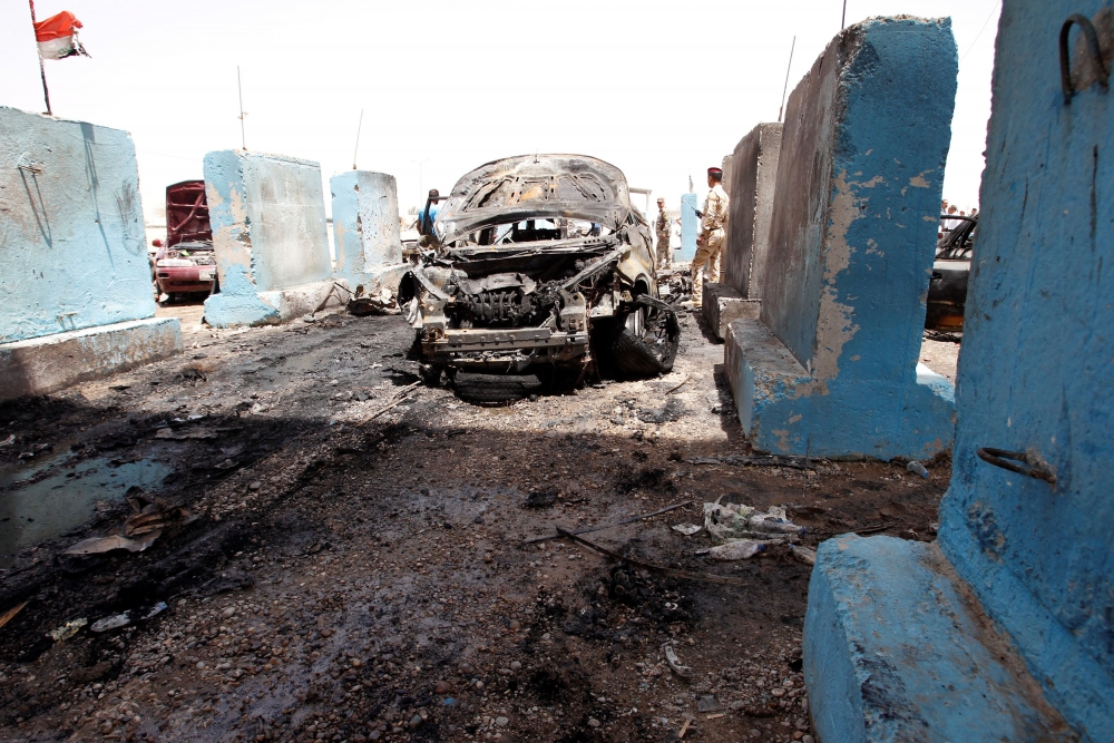 Камион бомба в Багдад взриви 12 души
