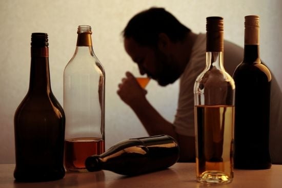 Какво да правим при натравяне с алкохол? Животоспасяващи препоръки