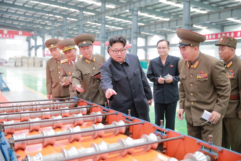 Пхенян екзекутира публично шестима служители