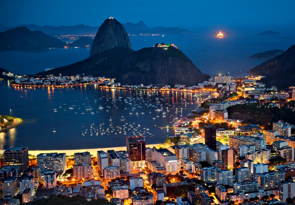 Горя Олимпийското село в Рио де Жанейро