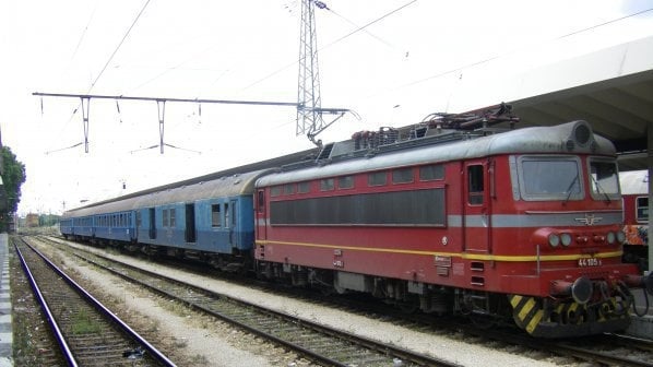 БСП скочи срещу ръководството БДЖ заради 70 спрени влака