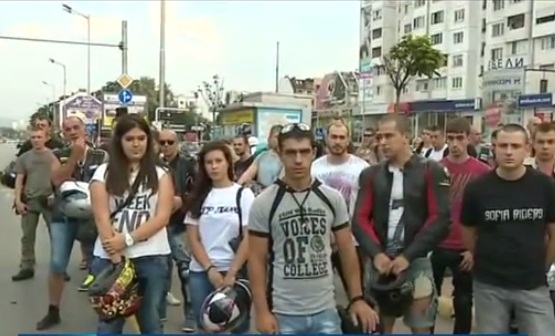 Протест в София заради катастрофа със загинал моторист (ВИДЕО)
