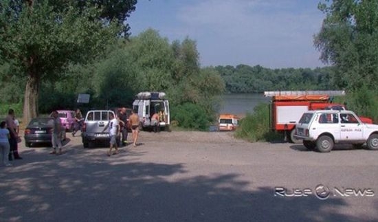 Голяма трагедия край Русе! Баща потъна в Дунав пред очите на сина си 