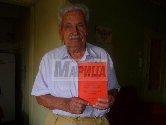 102-годишният бай Сандо разкри рецептата си за дълъг живот