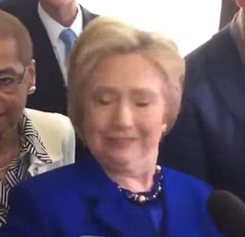 Шок! Хилъри Клинтън получи пристъп при общуване с журналисти (ВИДЕО)   