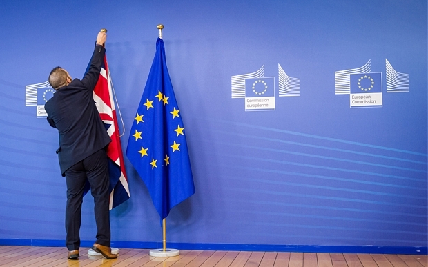 Брекзит ще има: Великобритания излиза през ЕС през 2019 