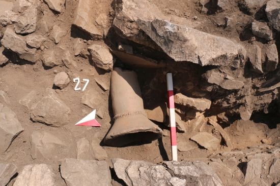 Археолози се дивят как един жарник е отоплявал два етажа (СНИМКИ)
