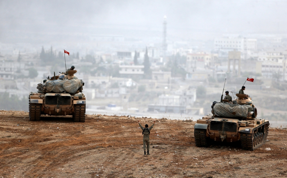 Турция удари "Ислямска държава" в Сирия