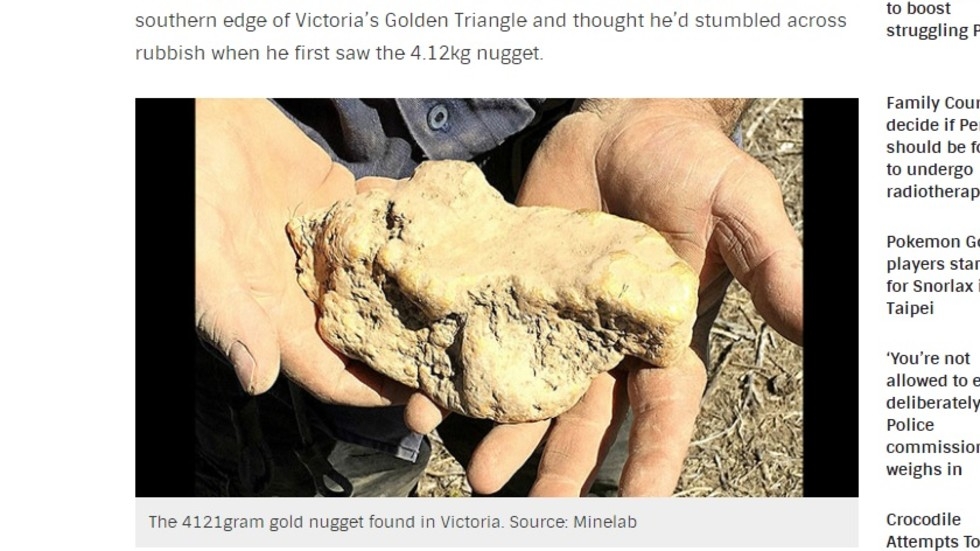 Чудо невиждано! Мъж намери златен къс с тегло над 4 килограма (СНИМКА)