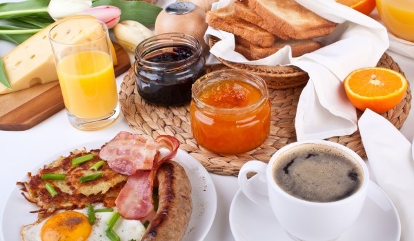 Диетолог посочи петте най-лоши и най-добри храни за закуска