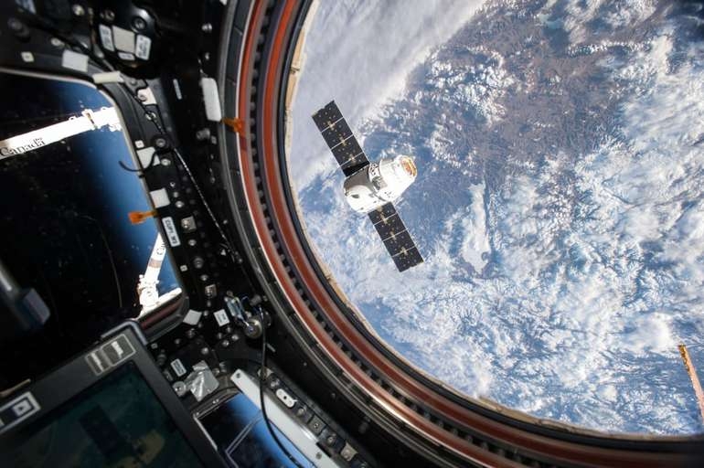 SpaceX върна на Земята научни експерименти за пътуването до Марс (ВИДЕО)