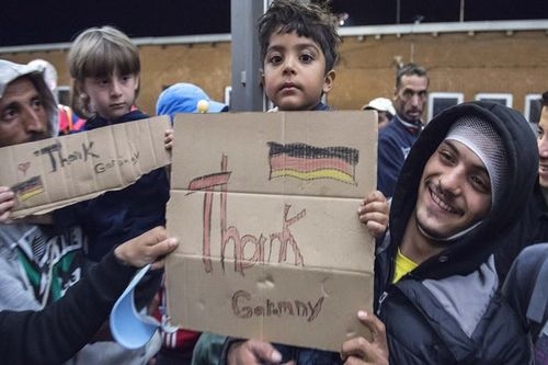 Германия ще приеме само 300 000 бежанци тази година