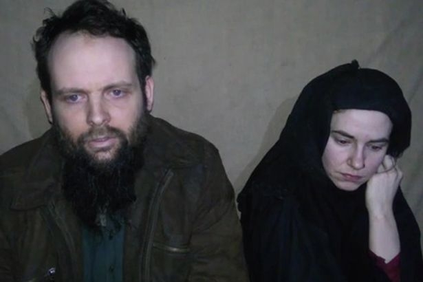 Талибаните пуснаха запис с похитена американо-канадска двойка (СНИМКИ)