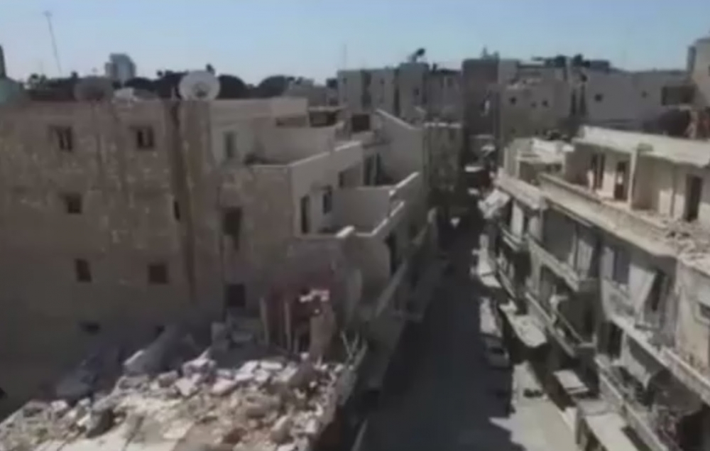 Как войната бавно разрушава Сирия: ВИДЕО от въздуха на километри руини   