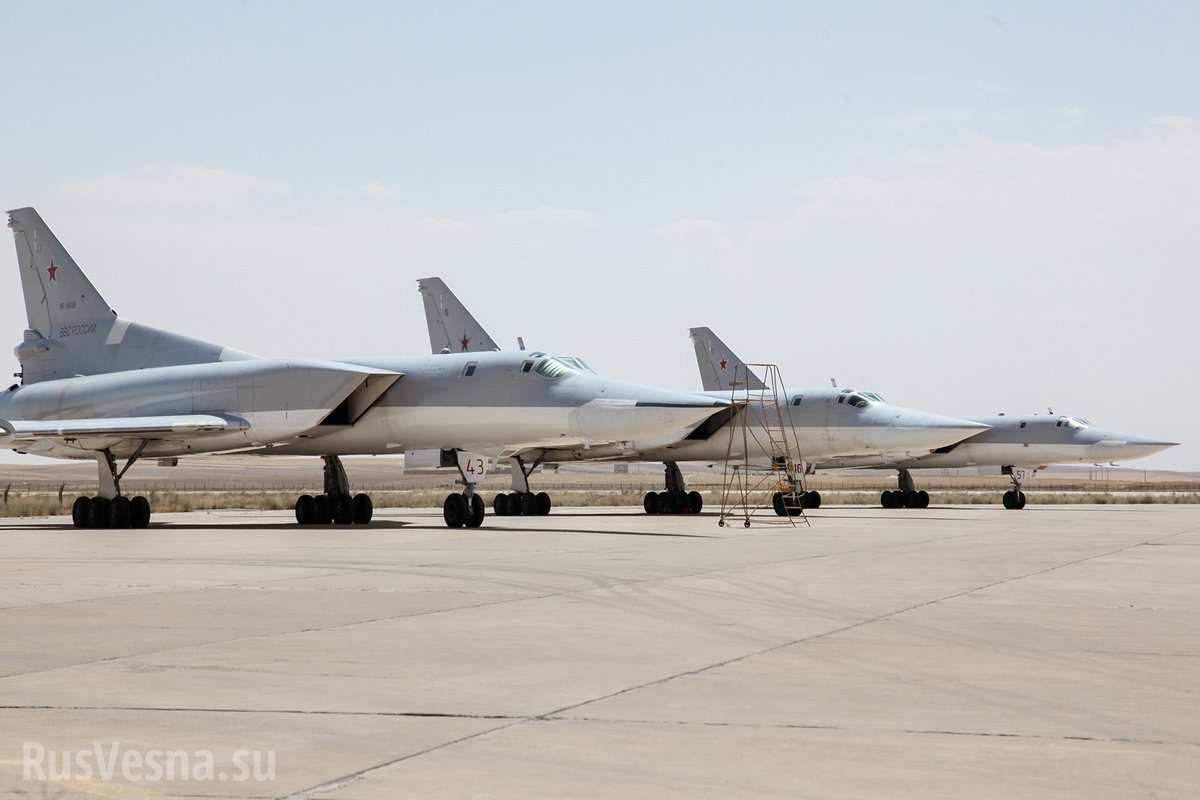 Лоши новини за ДАЕШ: Руски бомбардировачи Ту-22М3 кацнаха в Иран, Каспийската флотилия излезе в открито море (ВИДЕО)
