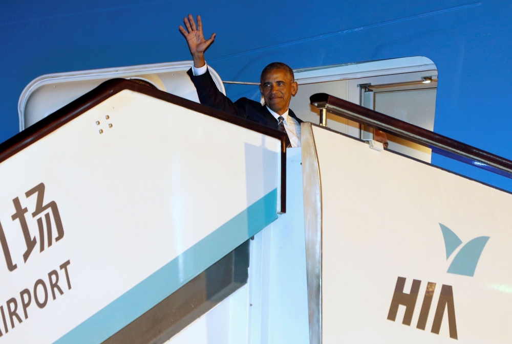 Скандал след скандал по петите на Обама в Китай – китайци и американци на косъм от бой на летището