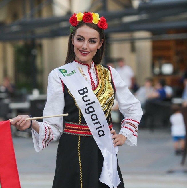 За първи път! Българка е "Мис Планет 2016" (СНИМКИ)