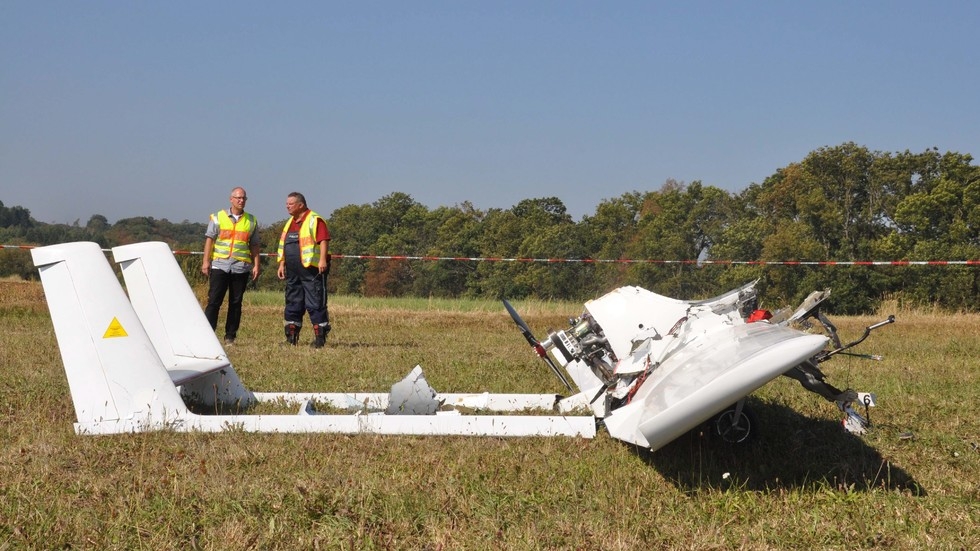 Пилот загина при самолетна катастрофа в Германия (СНИМКА)
