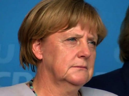 Освиркаха Меркел в Берлин   