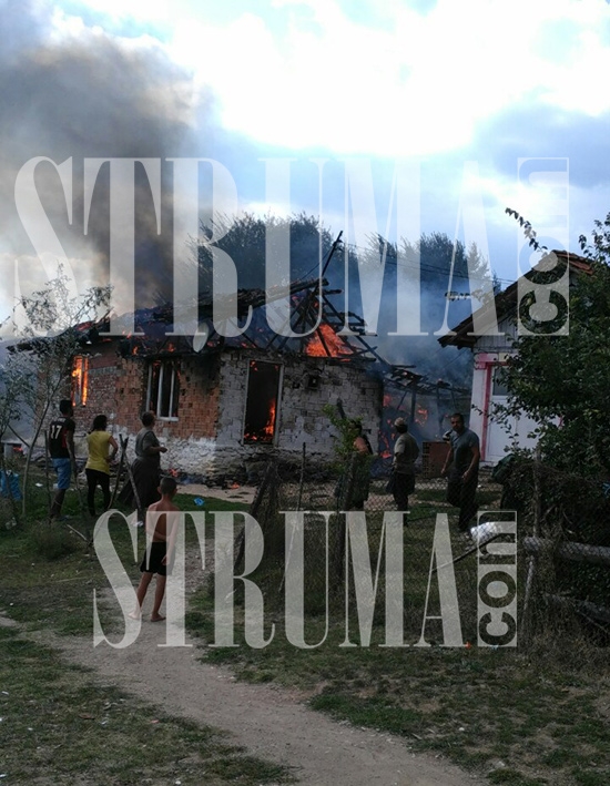 Злощастие сполетя работливи роми в Огняново (СНИМКИ)