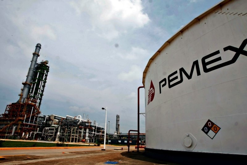 В Мексико експлозия е избухнала на танкер на държавната петролна компания „Пемекс“