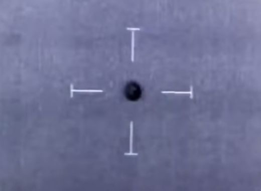 Полицаи снимаха НЛО над  Бристол с инфрачервена камера (ВИДЕО)