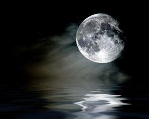 Астролози предупреждават: В петък идва Черна Луна