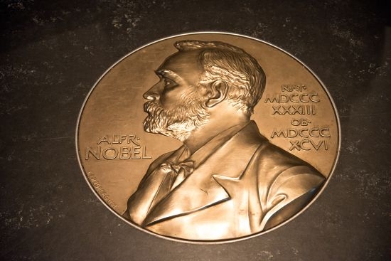 Ето кой спечели Нобеловата награда за икономика