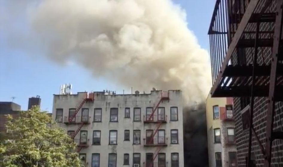 Взрив в сграда в Ню Йорк, има пострадали (ВИДЕО)