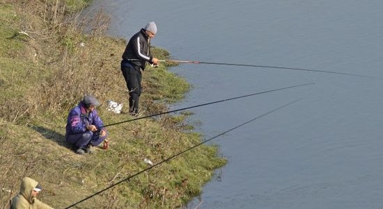 Рибари на косъм от ужасяваща смърт във Врачанско!