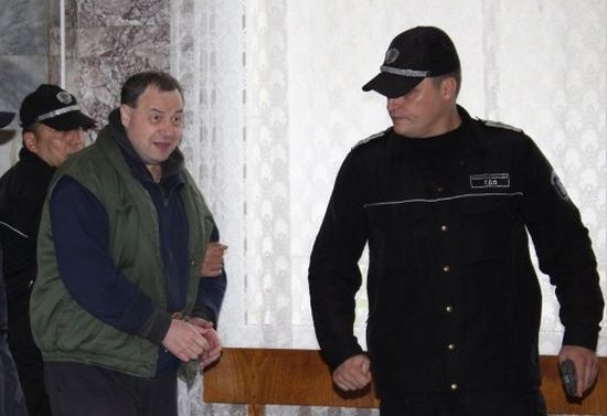 Петко Стрелеца влезе в съда под засилена охрана и със сензационно заявление