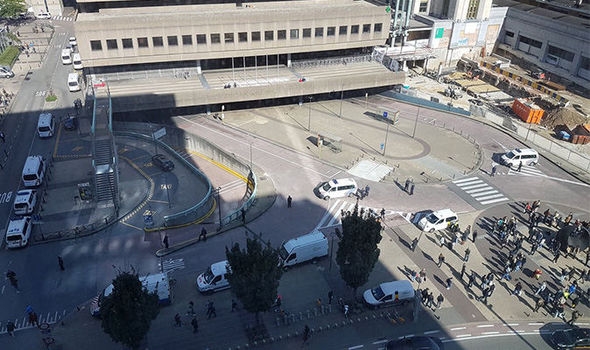 The Daily Express: Северната гара в Брюксел е евакуирана заради анонимен сигнал за бомба