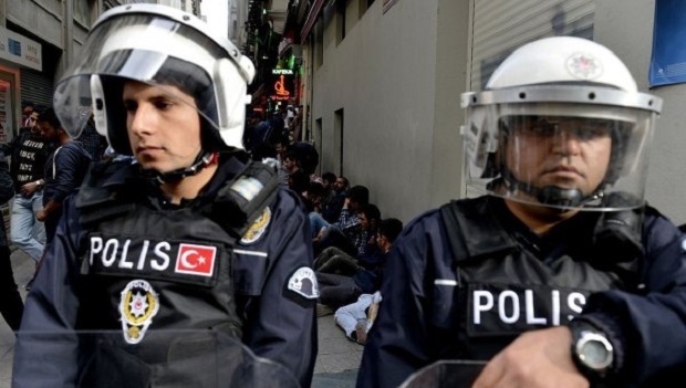 Задържани са шестима активисти на ПКК