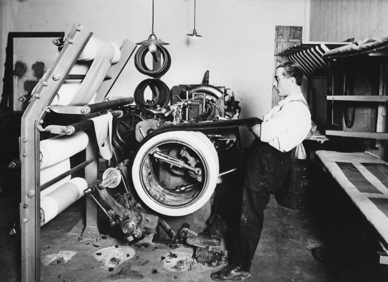Финландци изобретили гумите за сняг преди 80 години