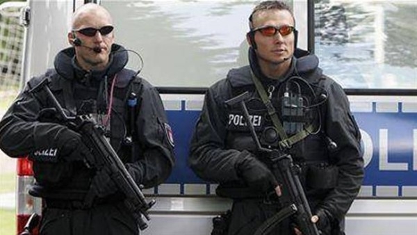Полицията в Германия разби наркогрупа в център за настаняване на бежанци