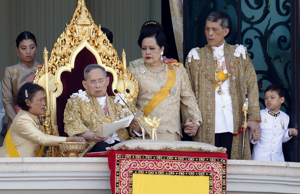 Ето кой ще наследи починалия крал на Тайланд!