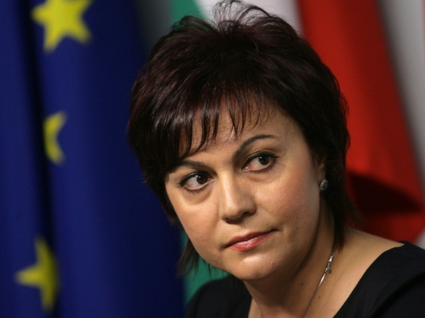 Корнелия Нинова пак скочи срещу закриването на Парламента заради изборите 