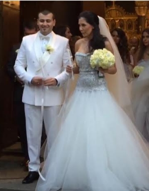 Вижте първи СНИМКИ от сватбата на бившия на Анелия милионера Калоян Арсенов!